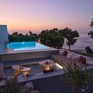 Santorini Heights